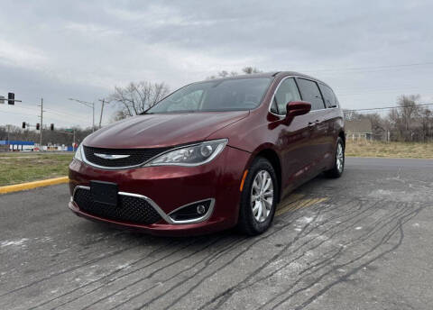 2018 Chrysler Pacifica Touring Plus