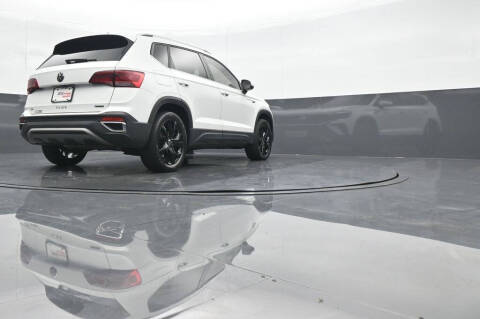 2022 Volkswagen Taos SE 4Motion