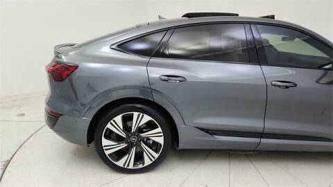 2024 Audi Q8 Sportback e-tron quattro Prestige S line