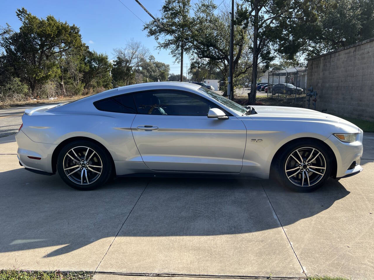 Used Car 2016 Ford Mustang  Gt 2dr Fastback For Sale Under $25,000 In Austin, Texas