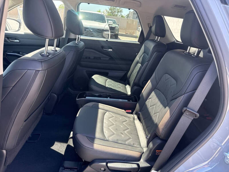 2026 Nissan Pathfinder Platinum