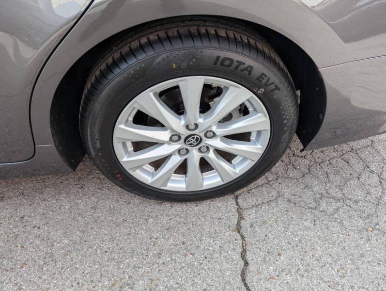 2019 Toyota Camry LE