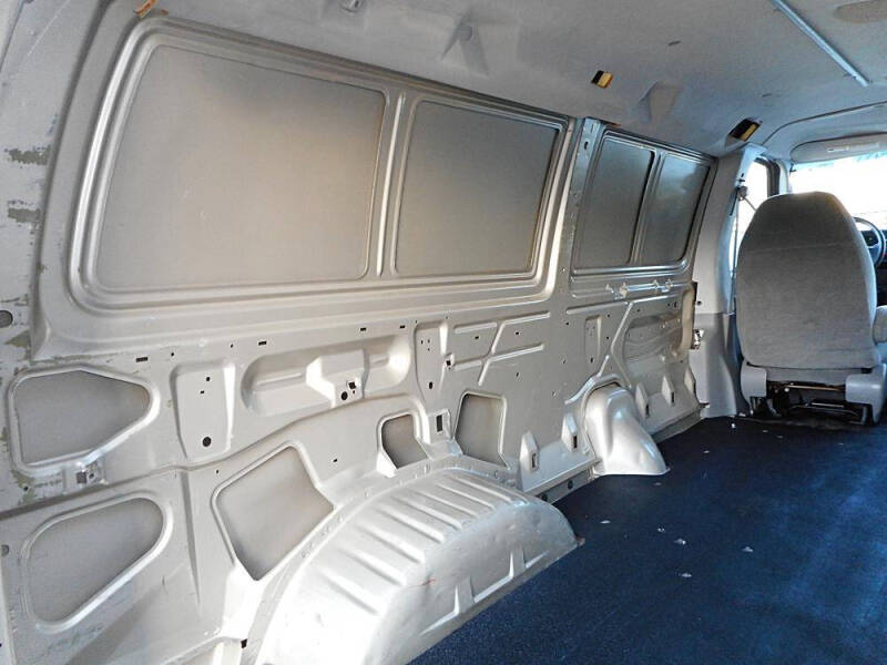 2008 Ford E-Series E-250