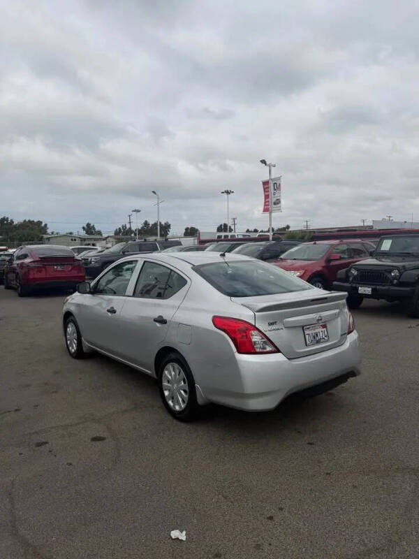 2016 Nissan Versa 1.6 S