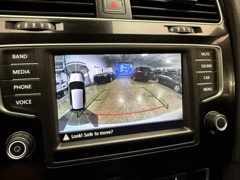 2016 Volkswagen Golf GTI SE