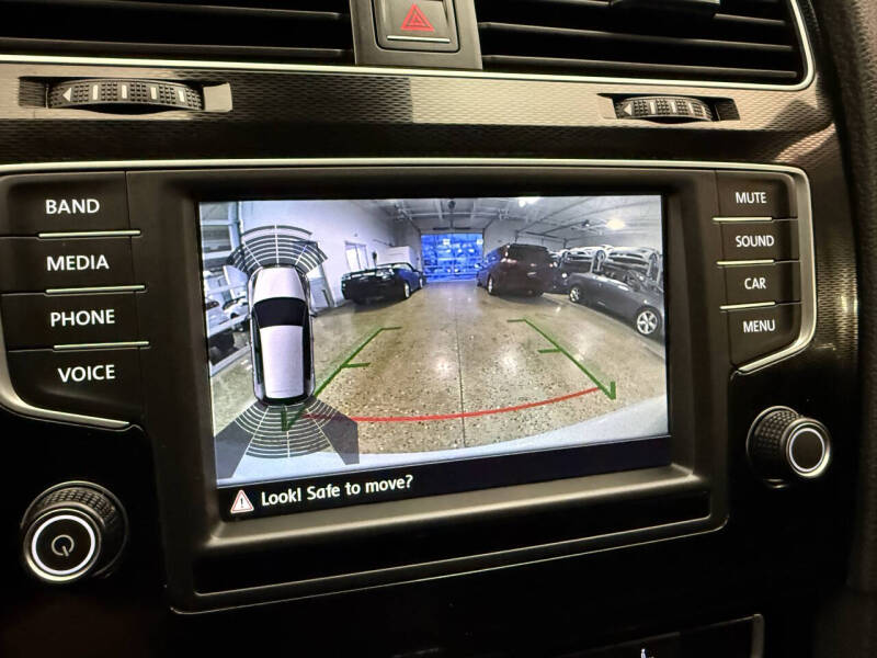 2016 Volkswagen Golf GTI SE