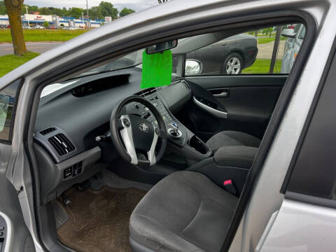 2010 Toyota Prius III