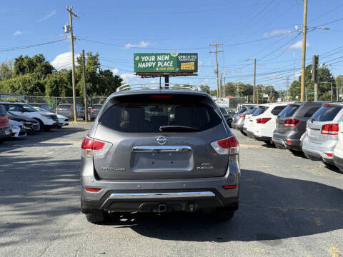 2015 Nissan Pathfinder S
