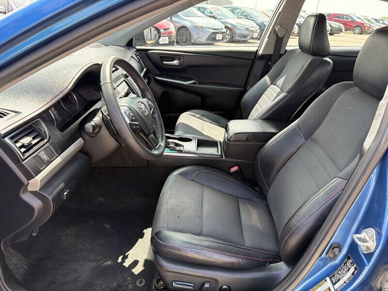 2017 Toyota Camry SE