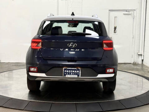 2021 Hyundai Venue Denim