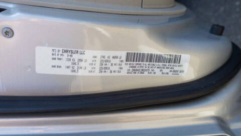 2009 Chrysler Town and Country LX