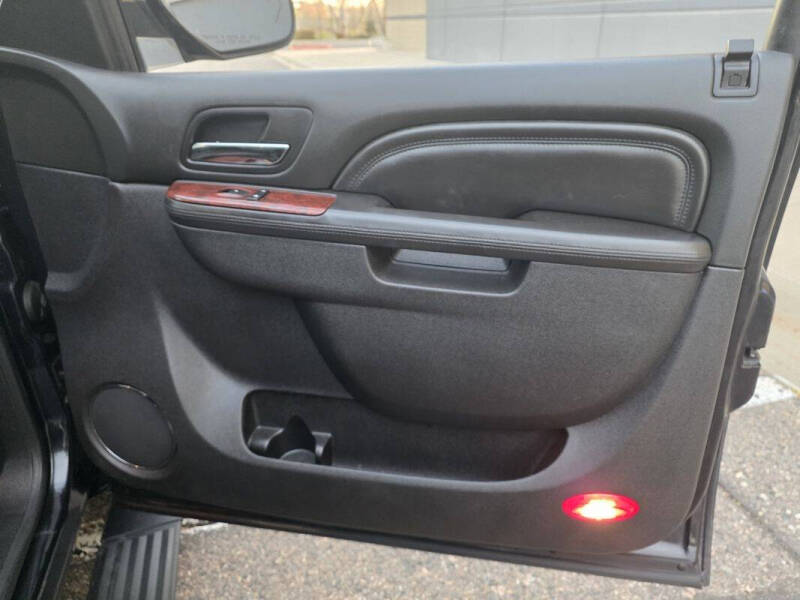 2012 Cadillac Escalade ESV Luxury