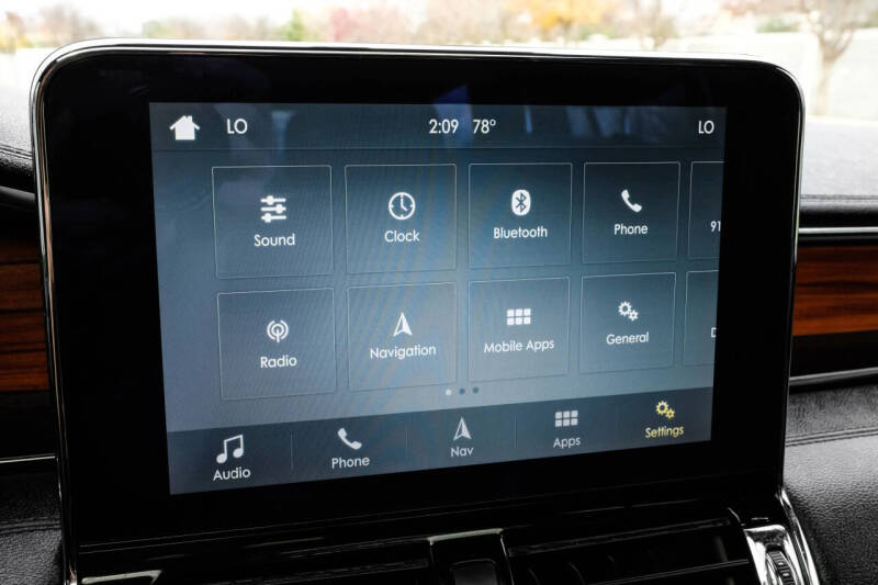 2019 Lincoln Navigator Select