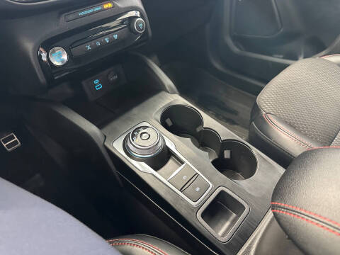 2023 Ford Escape ST-Line