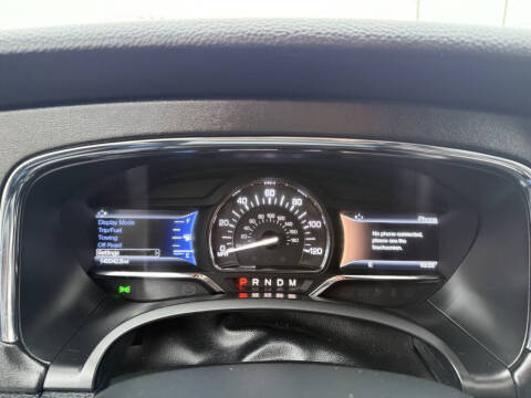 2017 Lincoln Navigator L Select