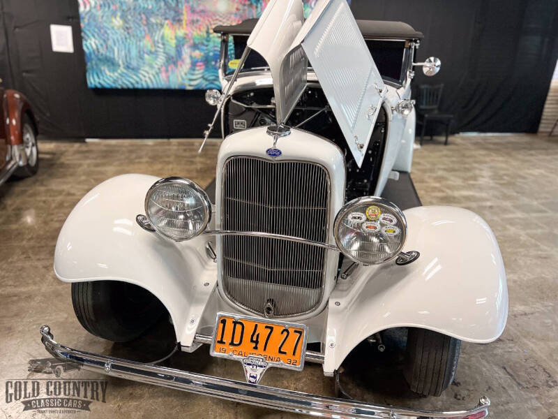 1932 Ford Model 18