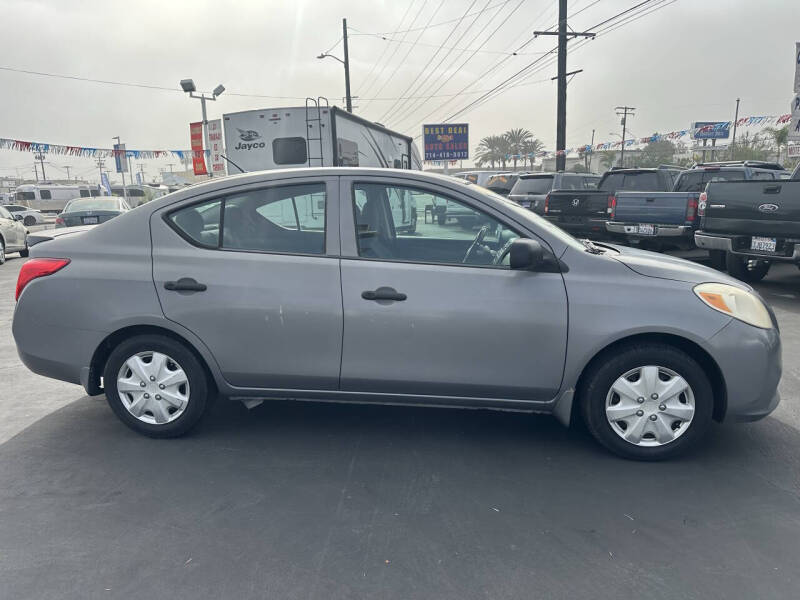 2014 Nissan Versa 1.6 S Plus