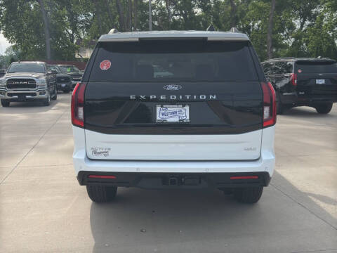 2026 Ford Expedition MAX Active