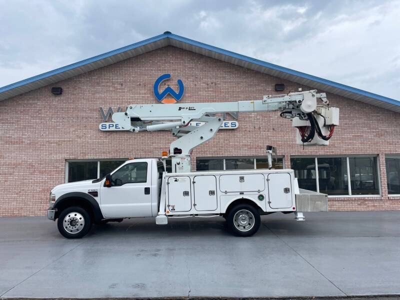 2008 Ford F550 4x4 Bucket Truck for sale at Western Specialty Vehicle Sales in Braidwood IL