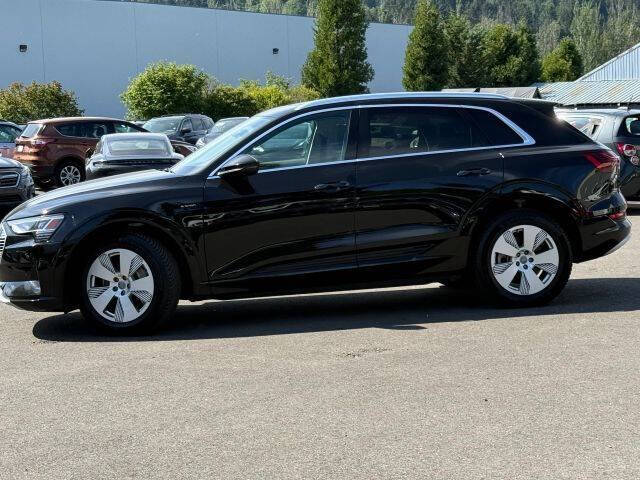 2019 Audi e-tron quattro Premium Plus