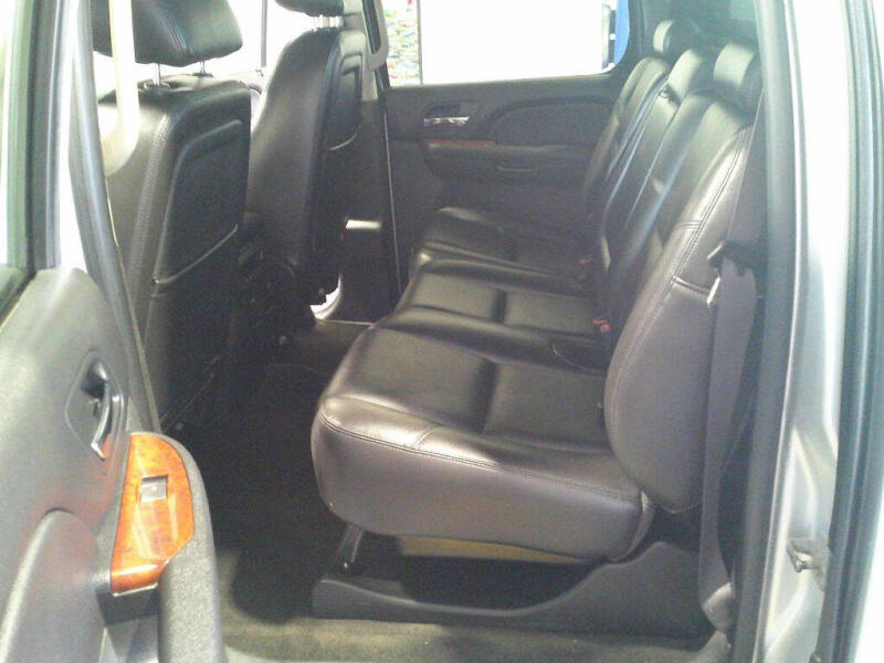 2012 Chevrolet Avalanche LTZ