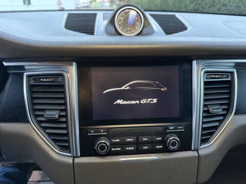 2017 Porsche Macan GTS