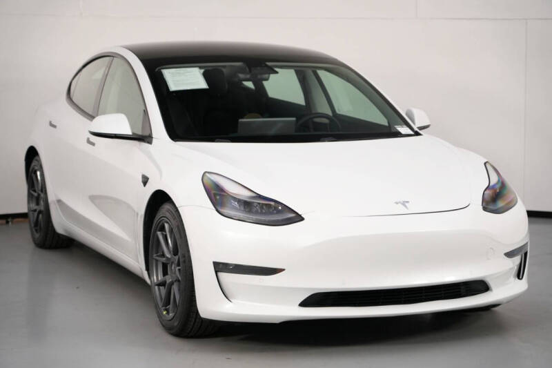 2021 Tesla Model 3 Standard Range Plus