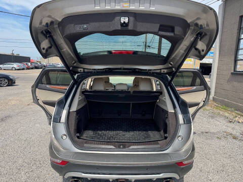 2017 Lincoln MKC Select