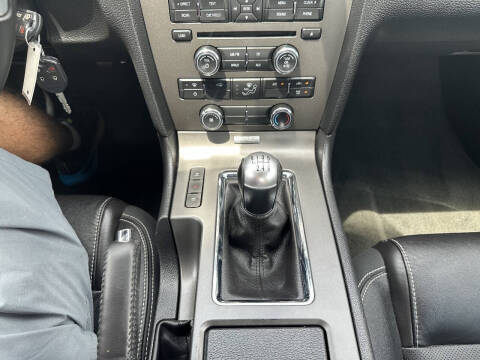 2014 Ford Mustang V6 Premium