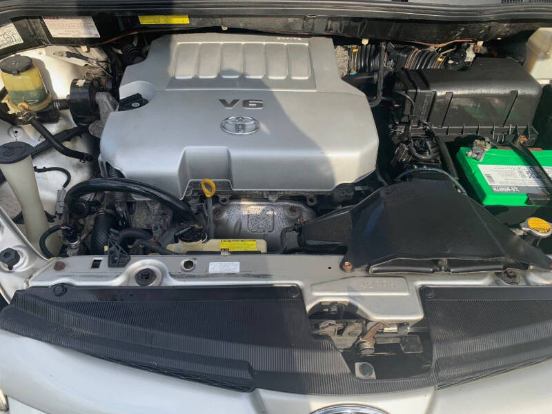 2007 Toyota Sienna LE 7-Passenger