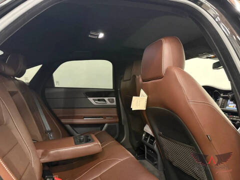 2016 Jaguar XF R-Sport