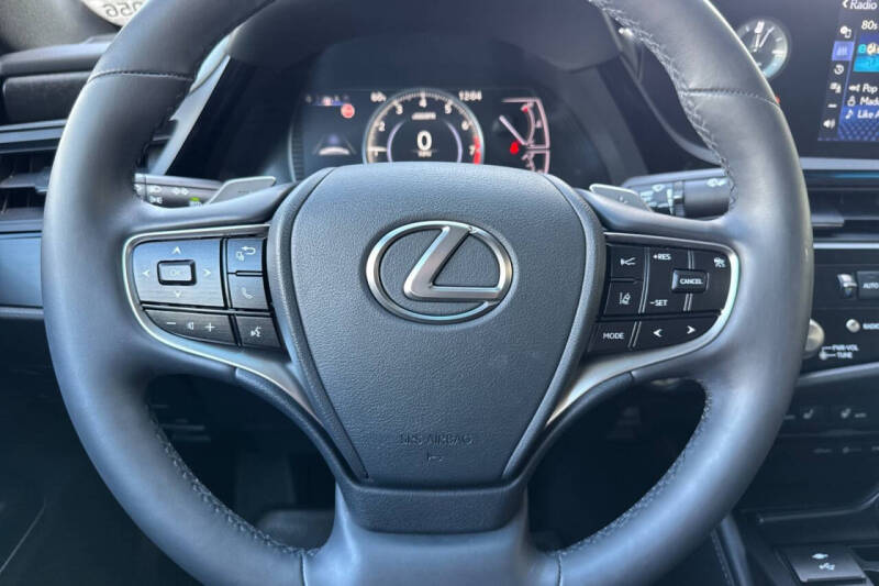 2022 Lexus ES 350