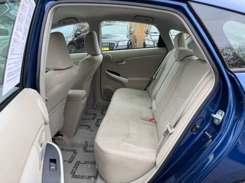 2010 Toyota Prius II