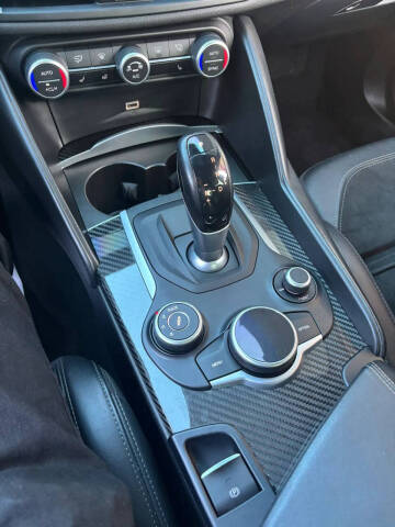 2018 Alfa Romeo Giulia Quadrifoglio