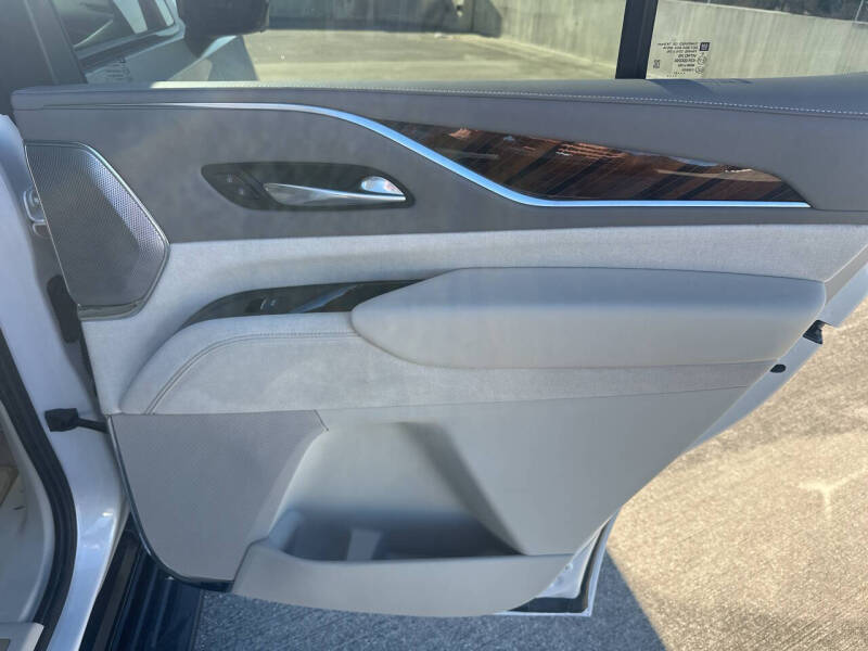 2021 Cadillac Escalade Sport Platinum