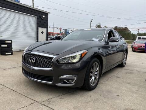 2015 Infiniti Q70 for sale at Direct Auto in D'Iberville MS