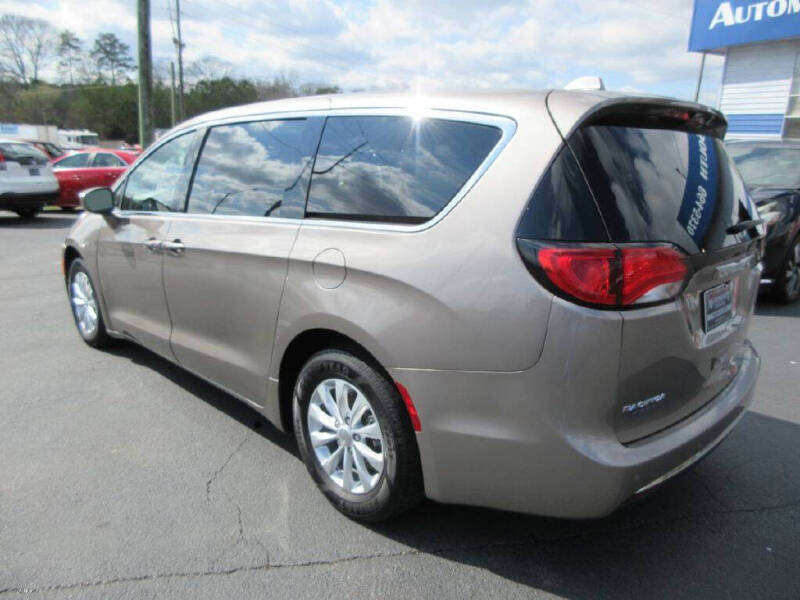 2018 Chrysler Pacifica Touring Plus