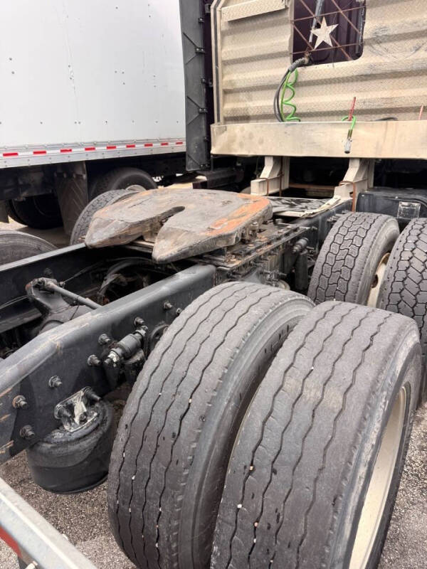 2020 Freightliner Cascadia