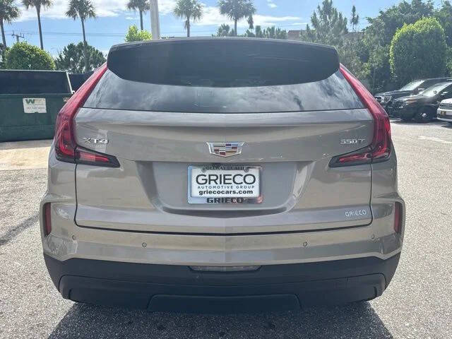 2024 Cadillac XT4 Luxury