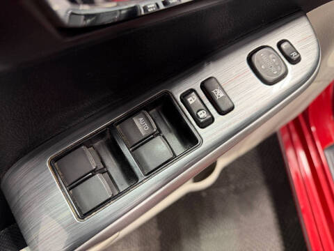 2014 Toyota Camry Hybrid LE