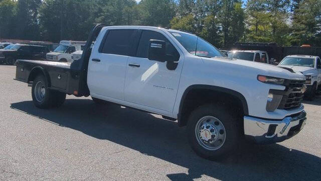 2025 Chevrolet Silverado 3500HD CC Work Truck