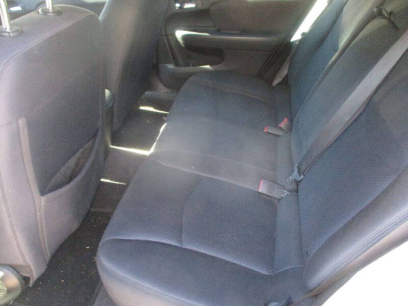 2013 Chrysler 200 LX