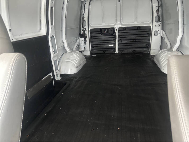 2020 Chevrolet Express 2500