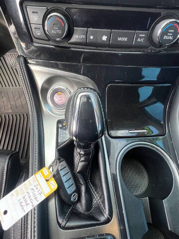 2017 Nissan Maxima Platinum