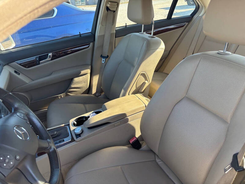 2011 Mercedes-Benz C-Class C 300 Luxury