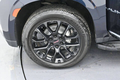 2022 GMC Yukon SLT