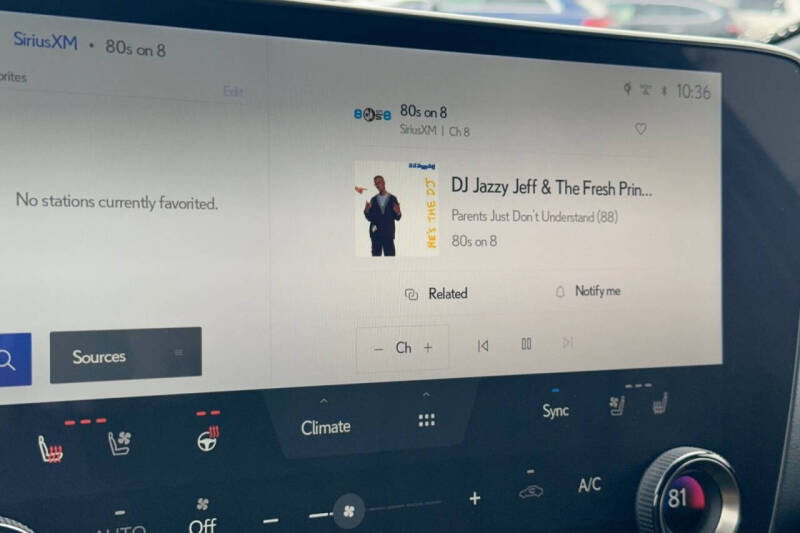 2024 Lexus NX 450h+ F SPORT Handling