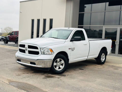 2020 RAM 1500 Classic SLT
