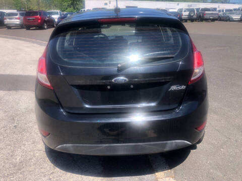 2016 Ford Fiesta S