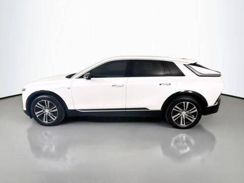 2024 Cadillac LYRIQ Luxury 1